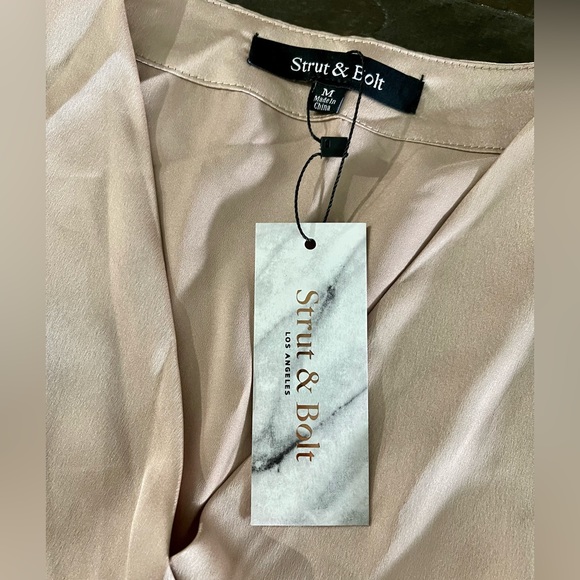 NWT Vici Ivette Satin Drape Bodysuit in Champagne Sz Medium - Picture 7 of 9